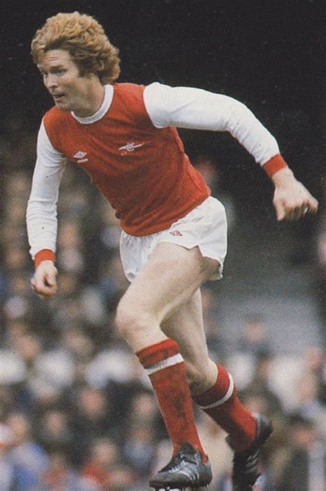 Willie Young Of Arsenal In 1980 Arsenal Players Arsenal Fc English