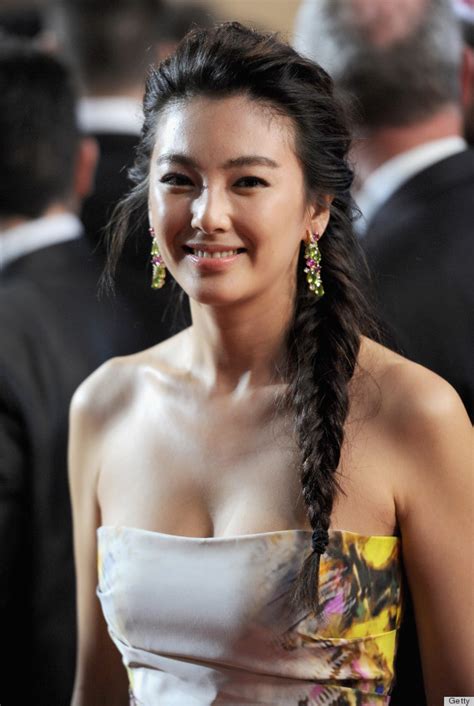 Why A French Braid Is The Perfect Rainy Day Hairstyle Huffpost
