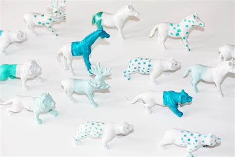 Painting Plastic Animal Toys Spearmint Baby Plastic Animal Crafts