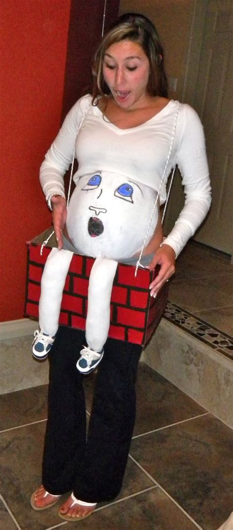These Are The Best Pregnant Halloween Costumes Weve Seen Pregnant Halloween Costumes