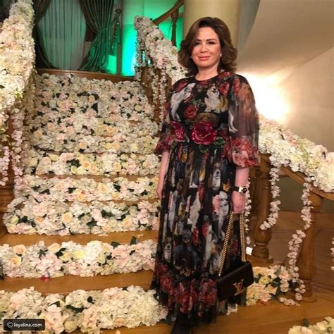 990 حالة وفاة و 43 ألف إصابة بفيروس كورونا خلال 24 ساعة. فستان الهام شاهين , اناقة ليس لها مثيل - عجيب وغريب