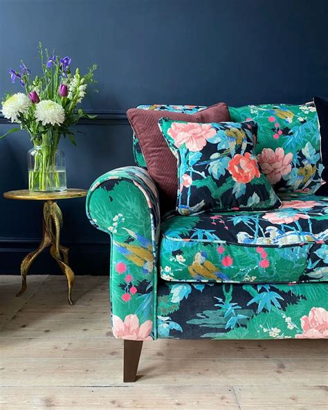 British Handmade Waverley Sofa In 2021 Sofa Handmade Floral Sofa