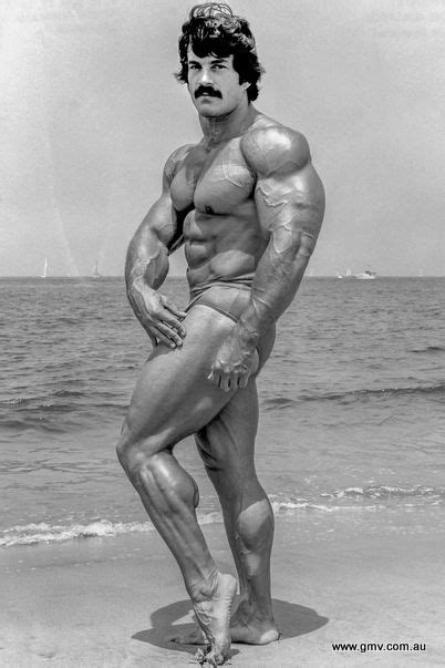 Mike Mentzer American Bodybuilder Arnold Schwarzenegger Olympia