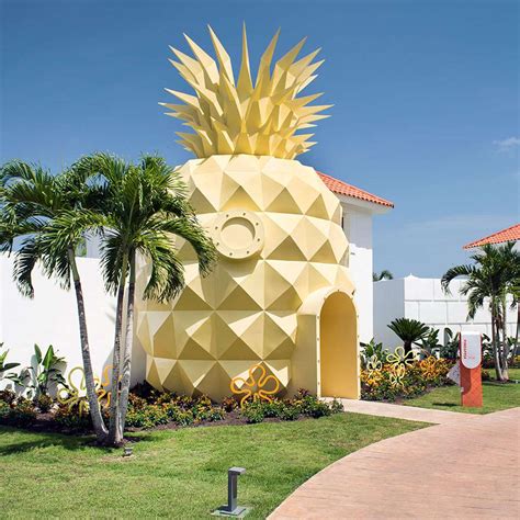 you can rent spongebob s pineapple house