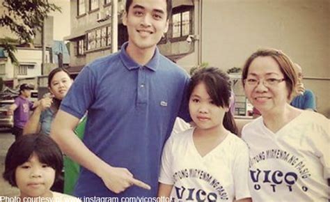 Who is vico sotto dating in 2021 and who has vico dated? Vico Sotto awed by these witty fan shirts | Politiko Metro ...