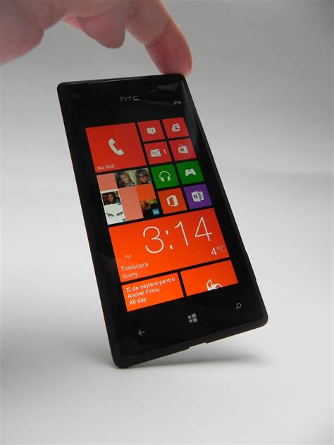 Htc Windows Phone 8x Review Exquisite Design Excellent Audio And