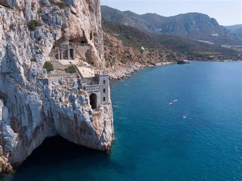 Cosa Vedere In Sardegna Oltre Il Mare Attrazioni Da Non Perdere Viaggio In Coppia