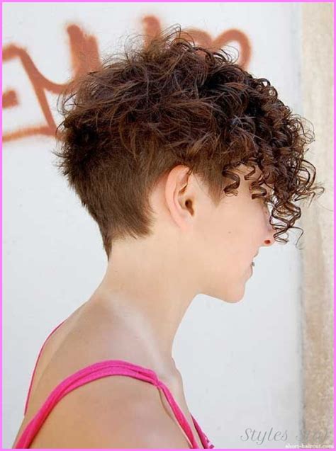 Cute space buns hairstyles for every day. Short curly haircuts for women back and front Hairstyles - Haircuts - Beauty - Fashion ...