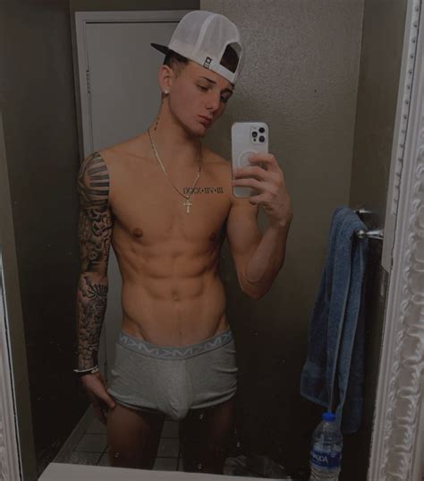Rockyofficial 50 Off😻 On Twitter More Bulge Pics Or Nah Onlyfans