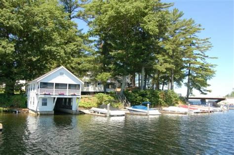 2001 jayco travel trailer 2 bed, 1 bath home at point sebago resort for sale. These Quaint Cottages On The Banks Of Sebago Lake In Maine ...