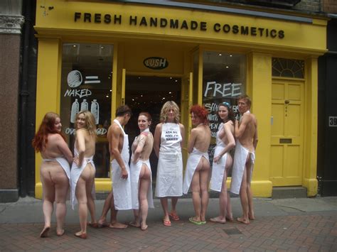 Paul Monaghan On Twitter Lush Cosmetics Are Famous For Their Naked Stores Removal Of