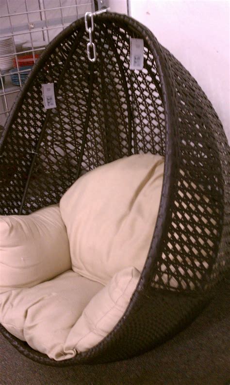 the blue house: hangin egg chair