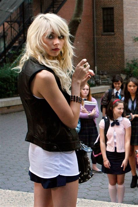 23 Times Jenny Humphrey Was Actually The Best Character On Gossip Girl