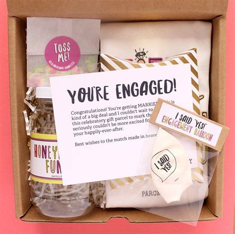 Perfect for her favorite rings and other shiny, little things, a drawstring pouch made from a bit of printed fabric is always a sweet and simple gift idea. 50+ Most Unique Engagement Gifts for Her | Emmaline Bride ...