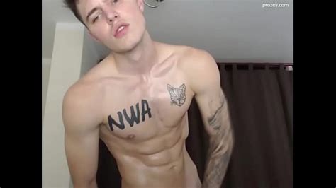Hot Straight Guy Having Fun On Webcam Xxx Videos Porno Móviles And Películas Iporntv