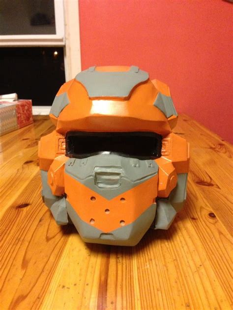 Halo Warrior Helmet Parketis