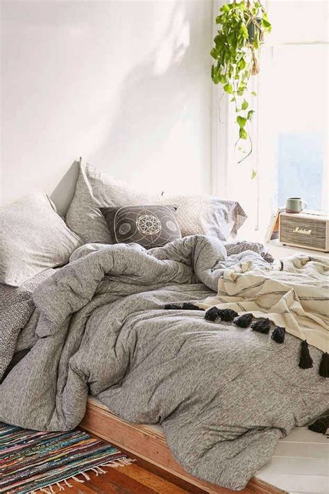 Messy Bed Comfortable Bedroom Bedroom Decor Cozy Cozy Bedroom