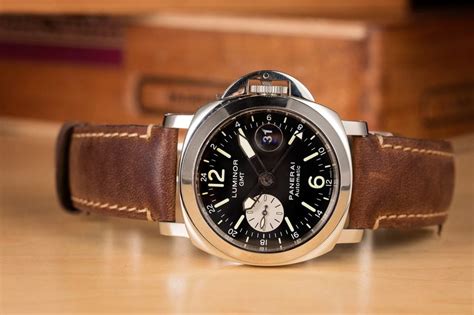 Panerai Gmt Ultimate Buying Guide Bobs Watches