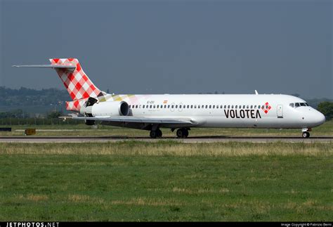 Fileboeing 717 2bl Volotea Airlines Jp7674135 Wikimedia Commons