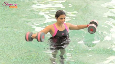 Aqua Aerobics Exercises Say Goodbye To Love Handles With Water