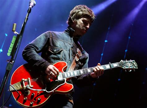 Here's the info on the straps. Noel Gallagher's Gibson ES-335 with Bigsby Hollowbody ...