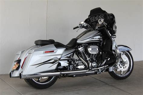 2015 Harley Davidson Cvo™ Street Glide® Motorcycles Apache Junction