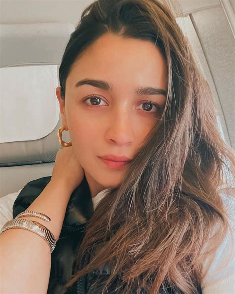 Alia Bhatt 🤍☀️ On Instagram And Off I Go To Shoot My First Ever Hollywood Film Feel Like A