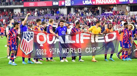 Usmnt Celebrate With Banner Saying Qualified Despite Not Yet