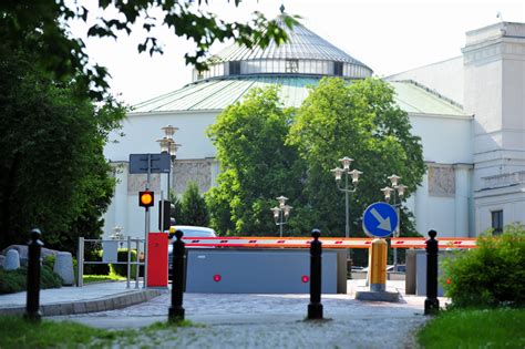 Along with the upper house of parliament, the senate, it forms the national legislature in poland. SEJM RP - Bramki Realizacje » Jawa Control