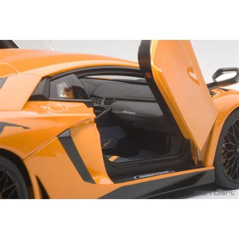 Lamborghini Aventador Lp750 4 Superveloce Arancio Atlas 118