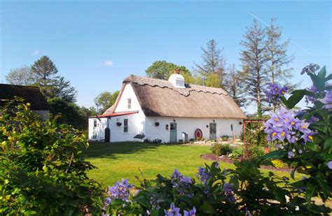 4 Of A Kind Thatched Cottages Combining Tradition And Style