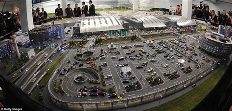 Knuffingen Airport German Builds Worlds Largest Model Airport Daily