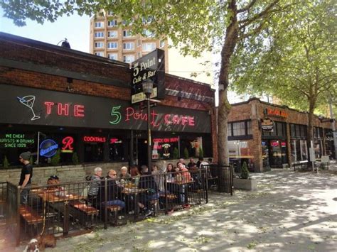 Here Are The 12 Best Restaurants In Washington To Eat Late At Night