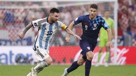 Watch Lionel Messis Seventh Goal At 2022 World Cup Gives Argentina