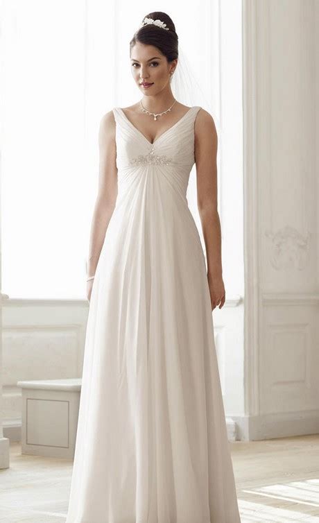 Röcke kleider and hochzeitskleider on pinterest brautkleid quot;luziaquot; Winter hochzeitskleid standesamt