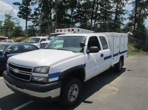 Find Used 2006 Chevrolet 34 Ton Truck Animal Control Dog