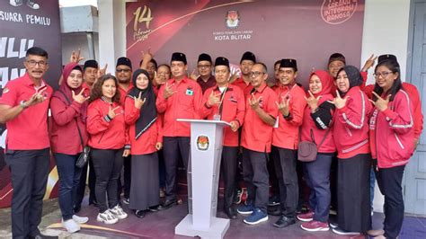 25 Bacaleg PDI Perjuangan Kota Blitar Siap Bertarung Di Pemilu 2024