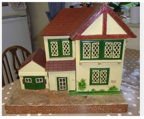 Pin By Joan Joyce On Gee Bees And Dolly Mixture Dolls Houses Decor