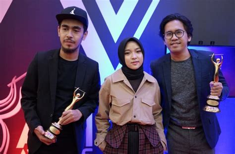 Lirik lagu aisyah putri abu bakar. Lirik Lagu Aisyah Istri Rasulullah - Sabyan - kumparan.com
