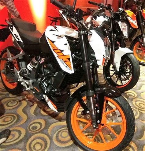 Find the best second hand ktm duke 200 price in india! 2017 KTM Duke 200 Launched @ INR 1,43,500