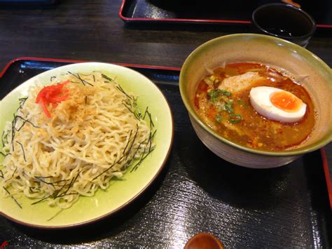 Ramen has become ubiquitous, from instant packets to formal dining. Japanese Ramen Recipe | Panlasang Pinoy Recipes