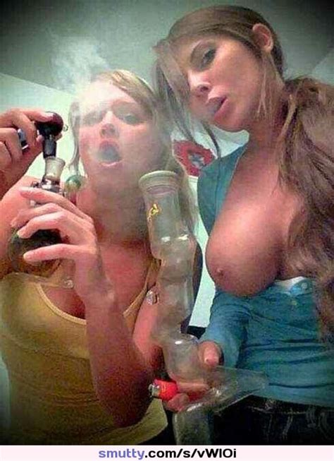 Sexy Stoner Tits Bigtits Teen Bong Weed Smutty