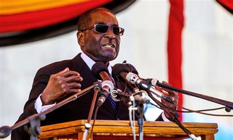 موجابي يخوض انتخابات الرئاسة في زيمبابوي 2018