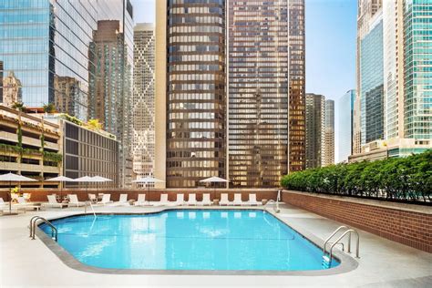 Doubletree By Hilton Chicago Magnificent Mile In Chicago Best Rates Deals On Orbitz