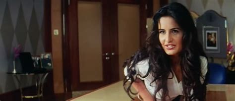 Katrina Kaif Hot And Sexy Show In Boom Movie Maalamaal