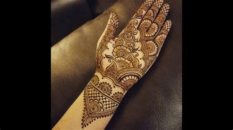 Dan di indonesia henna biasa disebut pacar henna di indonesia hanya dipakaikan saja tanpa mempunyai unsur canti dan indah. √ 60+ Gambar Motif Henna Pengantin: Tangan dan Kaki yang ...