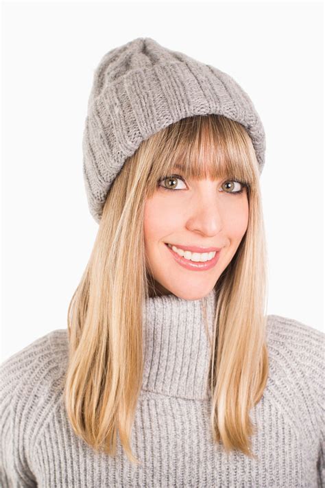 7 Fresh Ways To Wear A Beanie This Fall Best Winter Hats Cute Winter