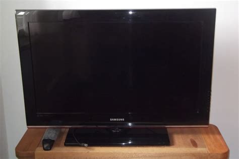 LCD TV 32 Samsung LE32B530
