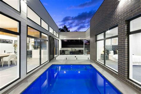 Knockdown And Rebuild In Deakin Homes By Howe