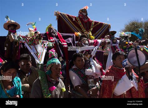 Tinku Festival In Macha Bolivia Fotografías E Imágenes De Alta